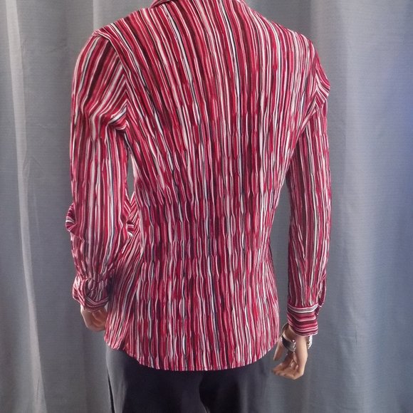 East 5th Button Down Top - Picture 4 of 5